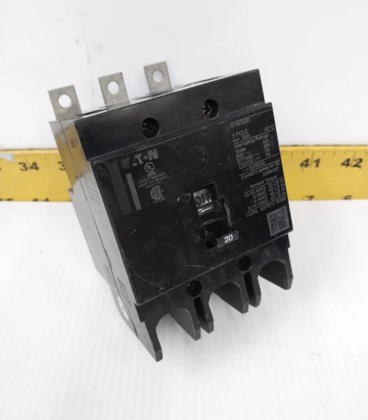 Eaton 20 Amp Bolt-On Circuit Breaker 277/480 VAC 3 Pole GHB3020 (Flaw)
