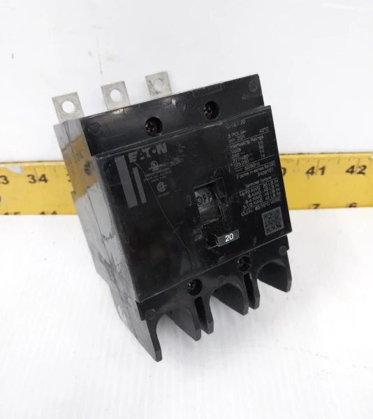 Eaton 20 Amp Bolt-On Circuit Breaker 277/480 VAC 3 Pole GHB3020