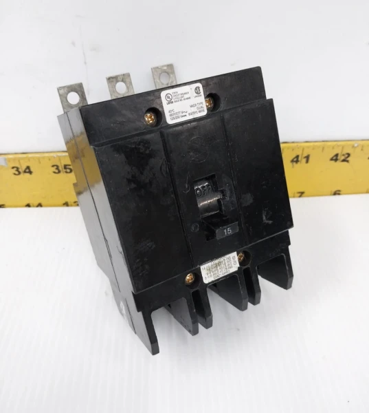 Eaton 15 Amp Bolt-On Circuit Breaker 240/277/480 VAC 125/250 VDC 3 Pole GHB3015
