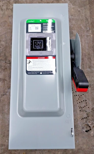 New Square D 100 Amp Non-Fusible Safety Disconnect Switch 600 VAC 3 Pole VHU363