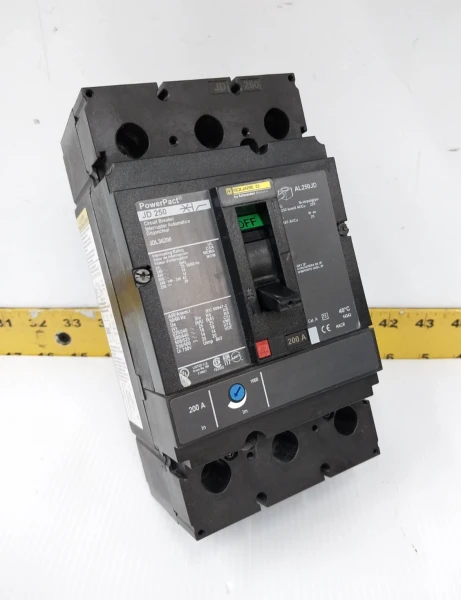 Square D PowerPact 200 Amp Circuit Breaker 600 VAC / 250 VDC 3 Pole JDL36200