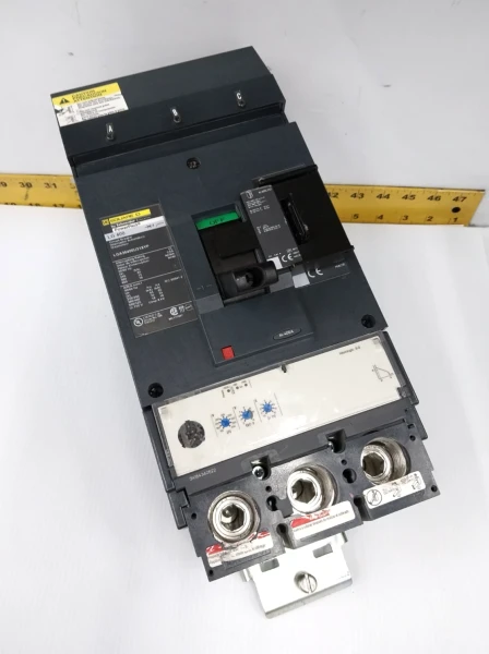 Square D PowerPact 400 Amp I-Line Circuit Breaker 600 VAC 3 Pole LGA36400U31XYP