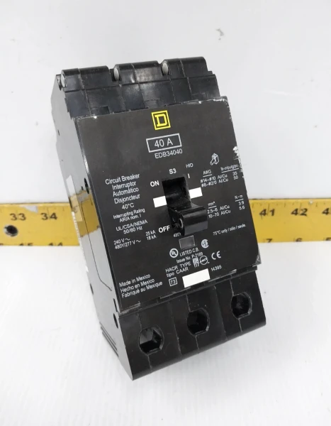 Square D 40 Amp Bolt-On Circuit Breaker 240 / 480Y/277 VAC 3 Pole EDB34040 #2
