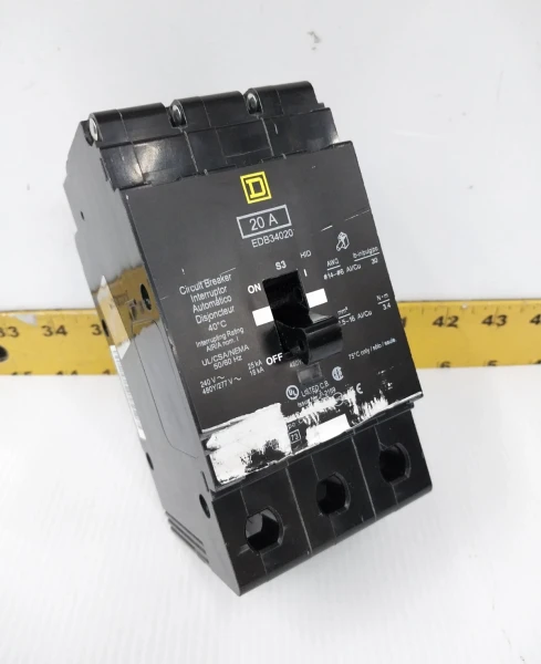 Square D 20 Amp Bolt-On Circuit Breaker 240 / 480Y/277 VAC 3 Pole EDB34020 #2