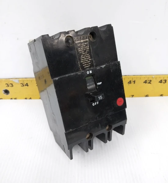 GE 15 Amp Bolt-On Circuit Breaker 240 / 480Y/277 VAC 3 Pole TEY315