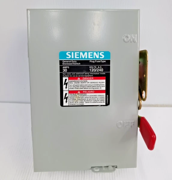 New Siemens 30 Amp 2 Pole Plug on Fusible Safety Switch 240 Vac LF211N