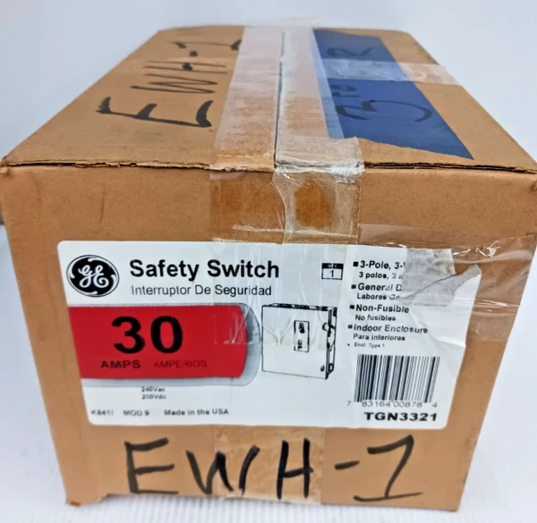 New GE General Electric 30 Amp Non-Fusible Safety Switch 3P 240 Vac TGN3321