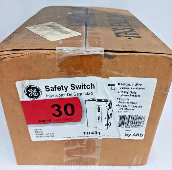 New GE 30 Amp Fusible Safety Switch 240 Vac 3 Pole 4 Wire TH4321