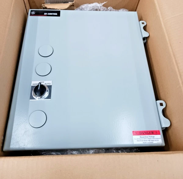 New GE 30 Amp 8 Pole Enclosed Lighting Contactor 3R 120v Coil CR463M80CJA24A0