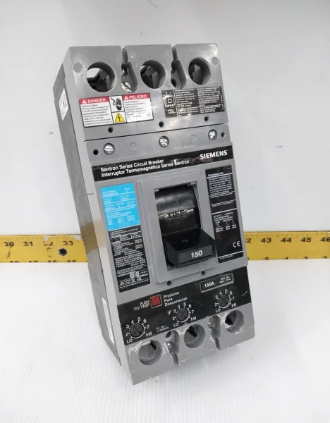 Siemens Sentron 150 Amp Circuit Breaker 600 VAC 3 Pole FXD63B150