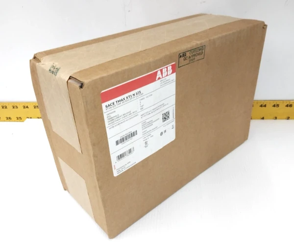 New ABB ReliaGear 30 Amp I-Line Circuit Breaker 600 VAC 3P XT1NU3030AYD000XXX