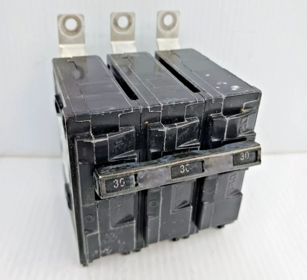 Siemens 30 Amp Bolt-in Circuit Breaker 3 Pole 240 Vac B330HH