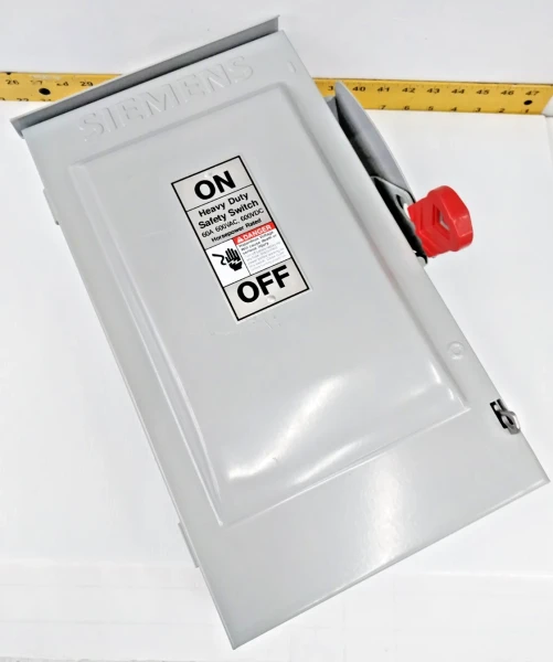 Siemens 60 Amp Non-Fusible Safety Disconnect Switch 3R 600 VAC 3 Pole HNF362R