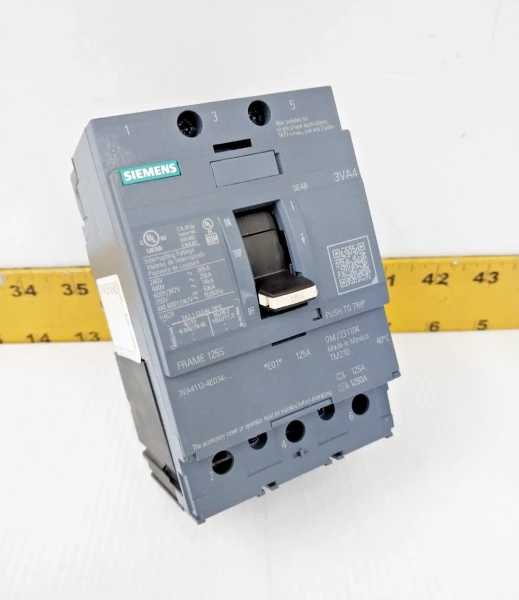 New Siemens 125 Amp Circuit Breaker 600Y/347 VAC 3 Pole 3VA41124ED34-0AAA0