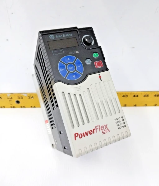 Allen-Bradley PowerFlex525 Variable Frequency Drive 3 HP 480 VAC 25B-D6P0N104
