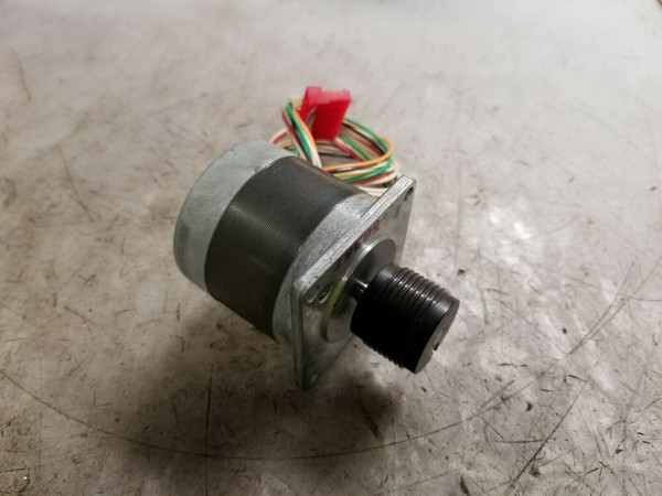 NEW SUPERIOR ELECTRIC M061-FD-6218 SLO-SYN STEPPING MOTOR 5 VDC 200 REV
