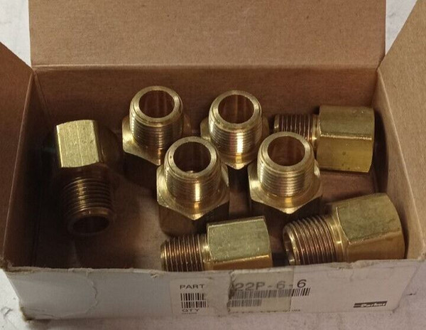 8) NEW PARKER BRASS ADAPTER FITTING 3/8 X 3/8  222P-6-6  LOT OF 8