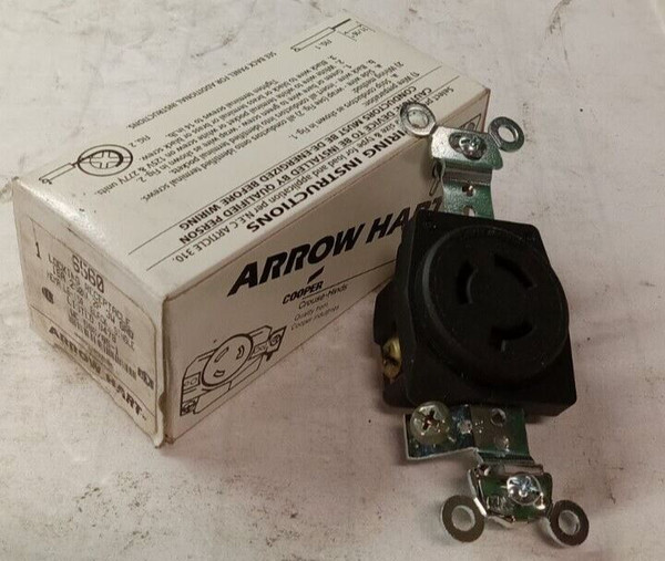 NEW ARROWHART LOCKING RECEPTACLE 15 AMP 250 V 2 POLE 3-WIRE GRD 6560