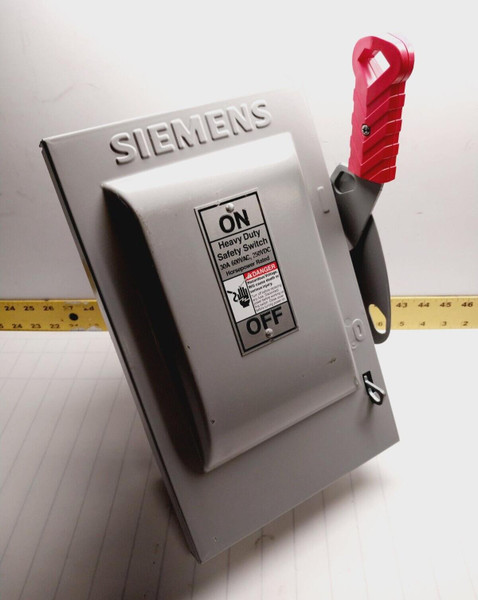 NEW SIEMENS 30 AMP NON-FUSED SAFETY SWITCH 600 VAC 3 PHASE 3 POLE  HNF361
