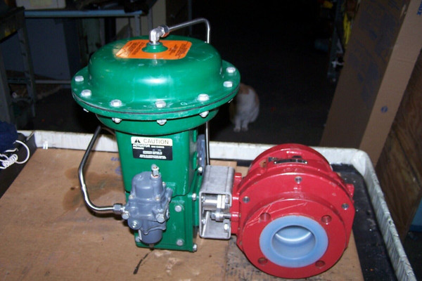 FISHER 3" FLANGED PNEUMATIC ACTUATED VALVE TYPE 1052 FIELDVUE DVC5010F