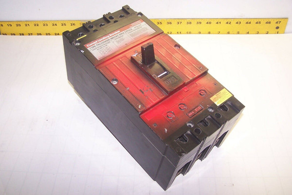 GE 200 AMP CIRCUIT BREAKER 480 VAC 3 POLE W/ 200A TRIP  THLC234200 