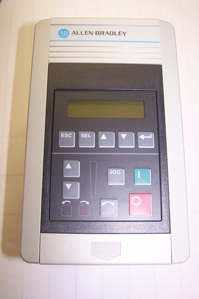 ALLEN BRADLEY 1305-AA02A-HA2 1/2 HP ADJUSTABLE FREQUENCY DRIVE AC DRIVE W/KEYPAD