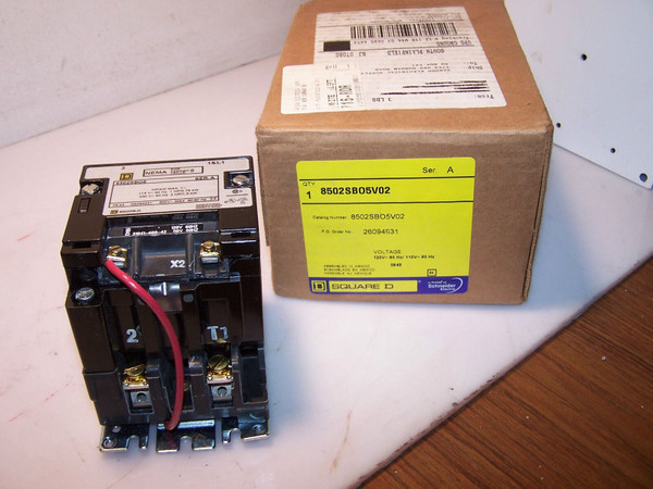 NEW SQUARE D SIZE 0 CONTACTOR 120 VAC COIL 1 PHASE 8502SBO5
