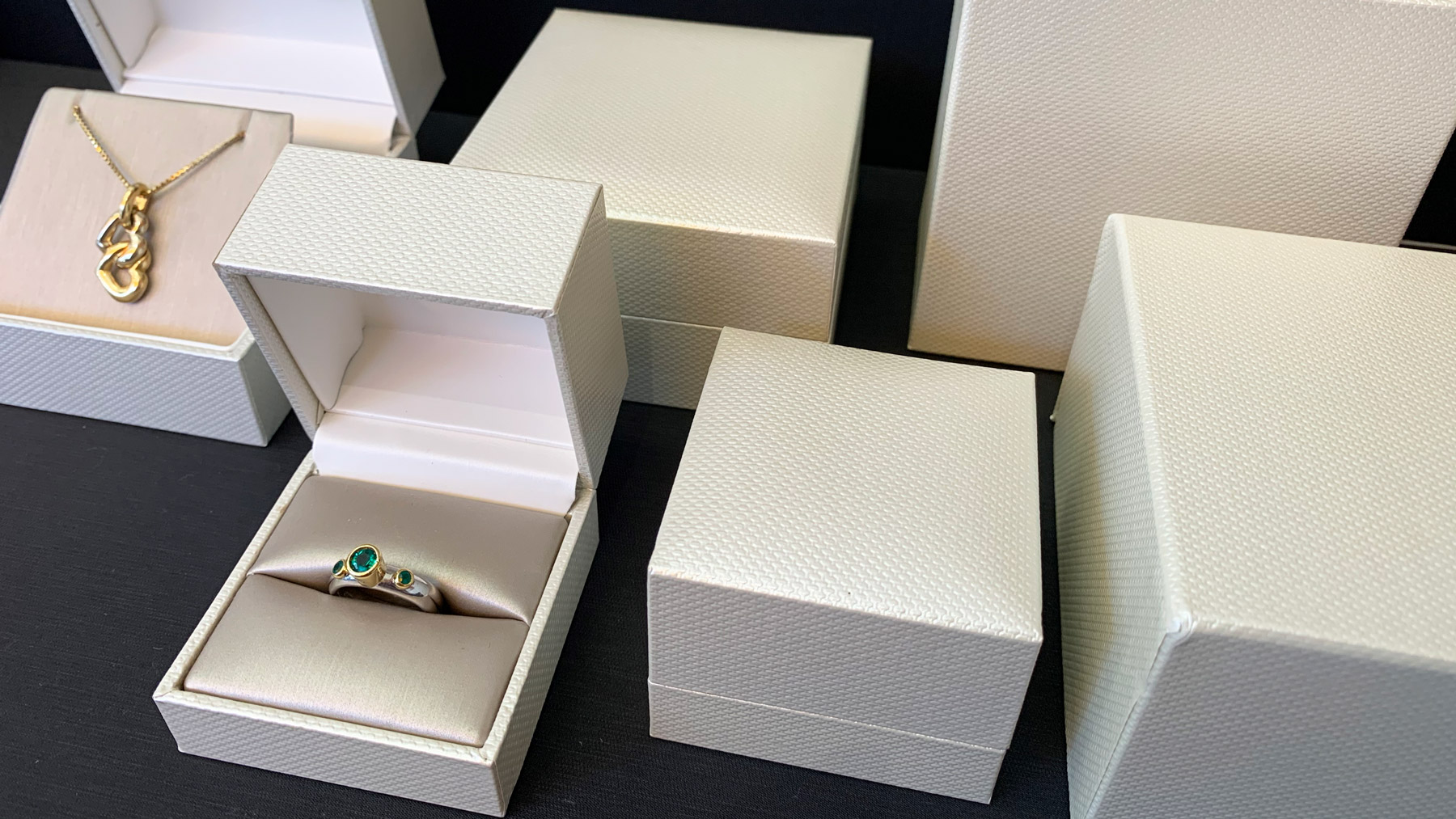 box and box jewelers