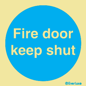 Rigid plastic 100x100 Fire door keep shut sign | IMPA 335814