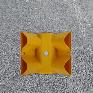 Internal Armco Barrier Corner 90° with Reflectors Yellow Internal Armco Barrier Corner 90° with Reflectors Yellow
