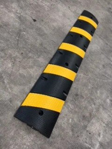 Commercial Grade Rubber Speed Bump Commercial Grade Rubber Speed Bump