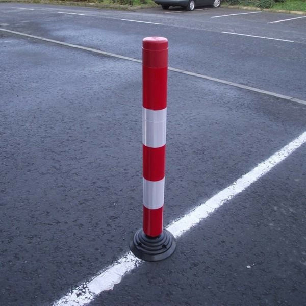 Self Righting Flexible Post With Base – Off Highway