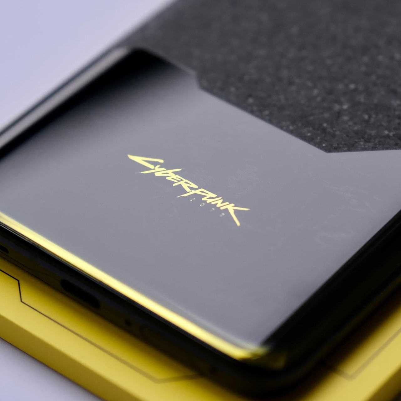 Oneplus 8T Cyberpunk 8GB+256GB Limited Edition Smart Phone