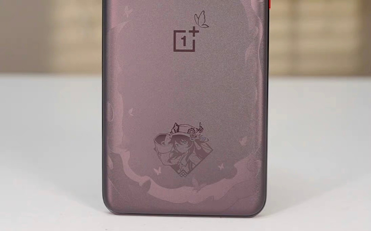 Reveal of OnePlus x Genshin Impact: Hu Tao Themed Ace Pro Smartphone Gift  Box