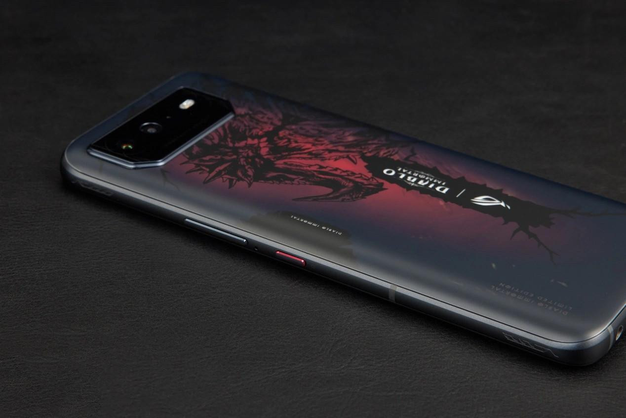 ROG Phone 6 Diablo Immortal Collaborated Limited Edition