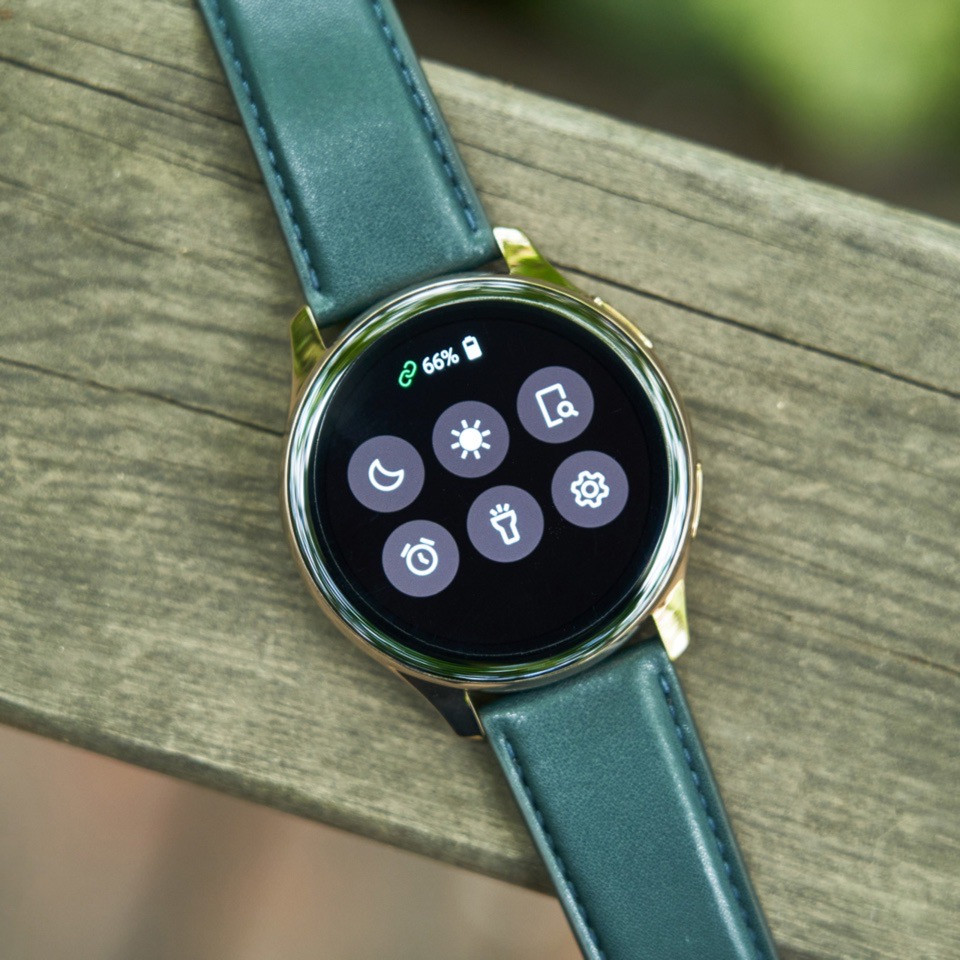OnePlus Watch Cobalt Limited Edition