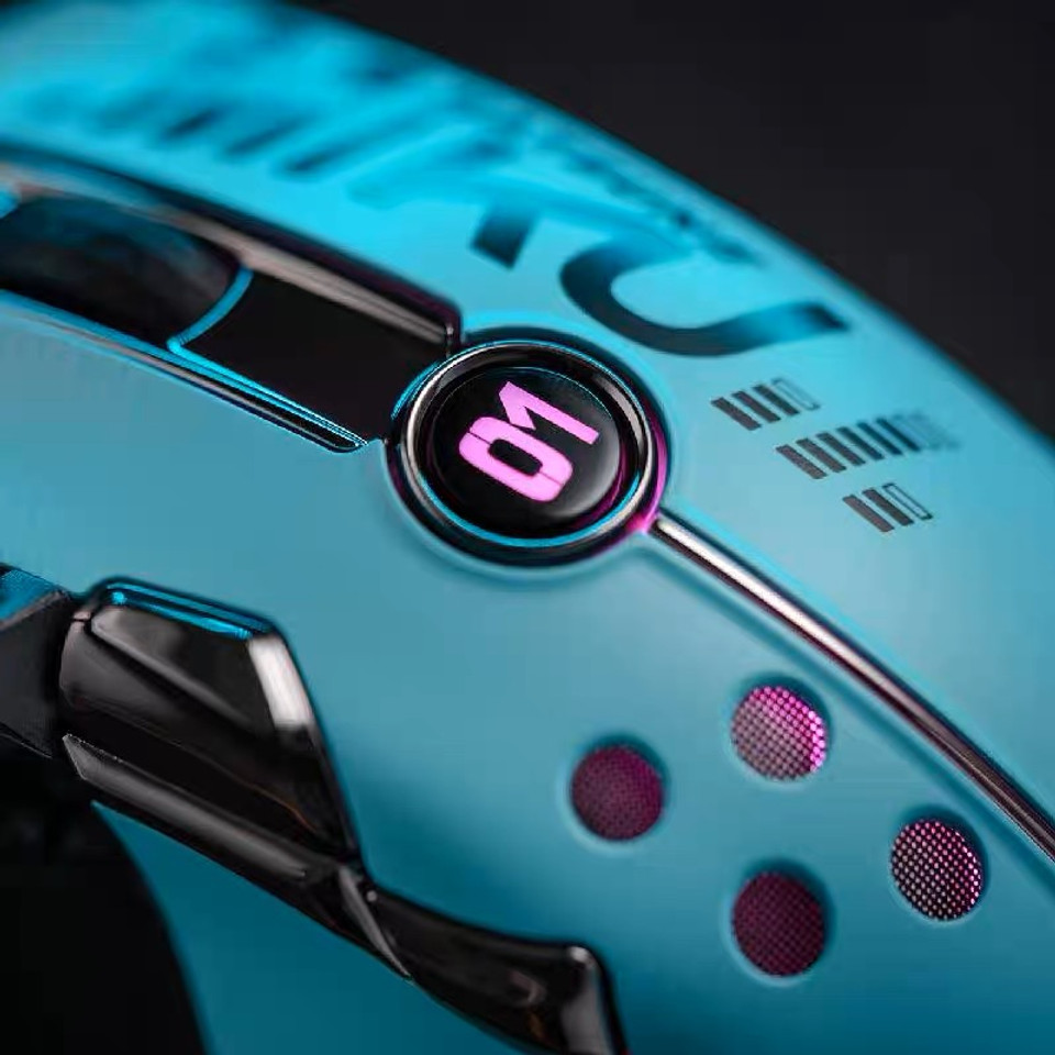 Moeyu x Vocaloid Hatsune Miku RGB Wireless Mouse Panda Wagon