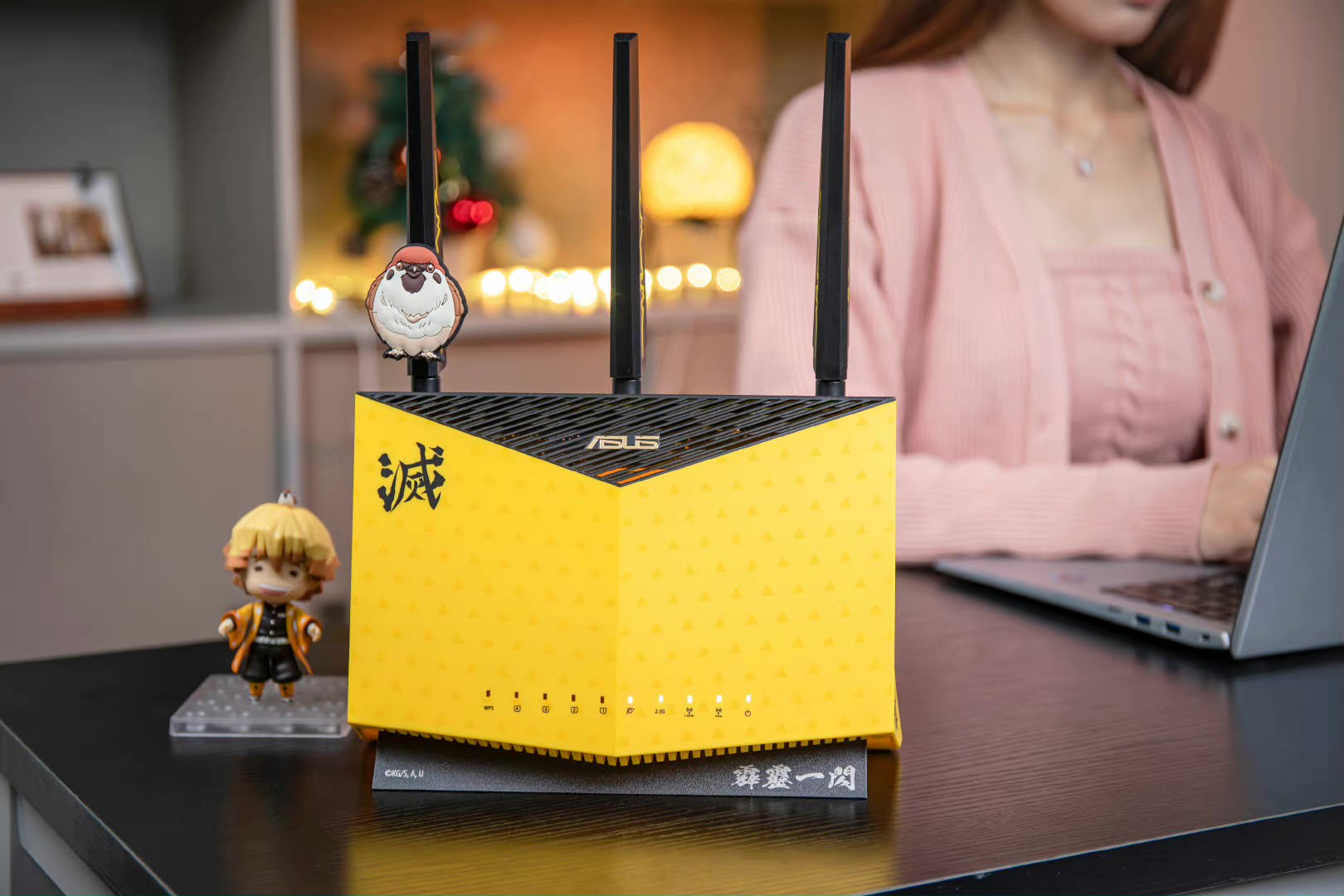 ASUS x Demon Slayer (Kimetsu no Yaiba) Inosuke Hashibira RT-AX82U / Zenitsu A... - Photo 15/15