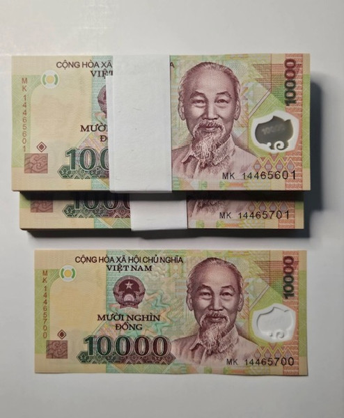 Front view of 10K Vietnamese Dong uncirculated VND banknote.
