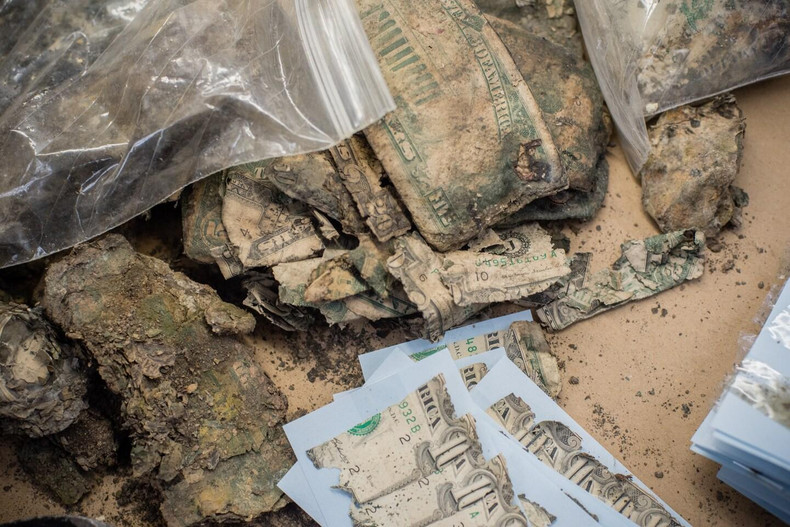 Today’s Currency Story: When Half a Dollar Can Still Be Worth a Whole Dollar