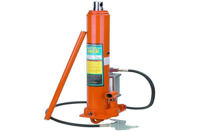 1008 - HBT Shop Crane Air/Hydraulic Ram