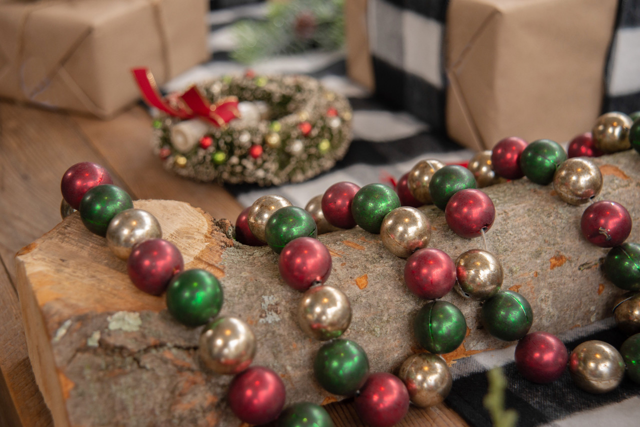 Ornaments, Garland & Tree Toppers