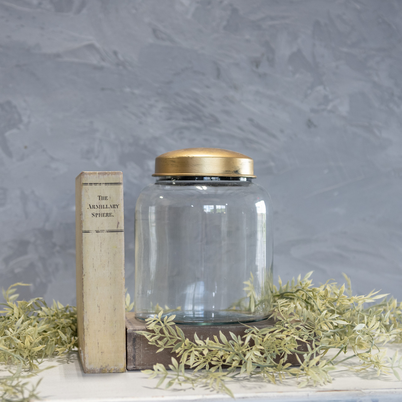 8" CLEAR GLASS JAR W/ GOLD LID