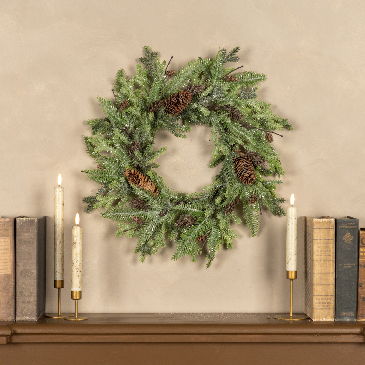 18" GLITTERED MIXED PINE WREATH