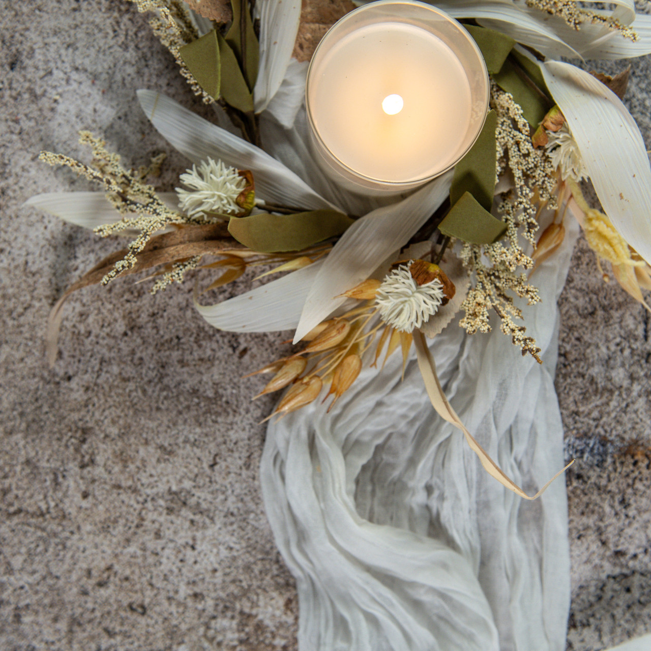 12" CREAM HEATHER & WHEAT CANDLE RING