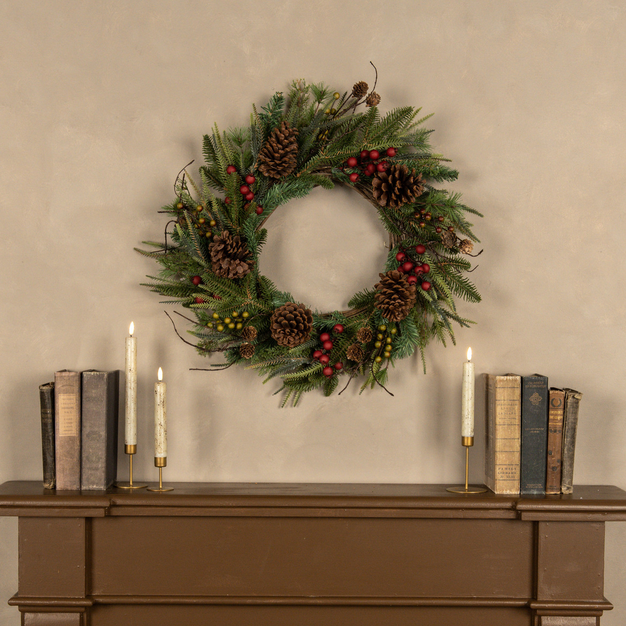 24" REDWOOD PINE BERRIES & PINECONES WREATH