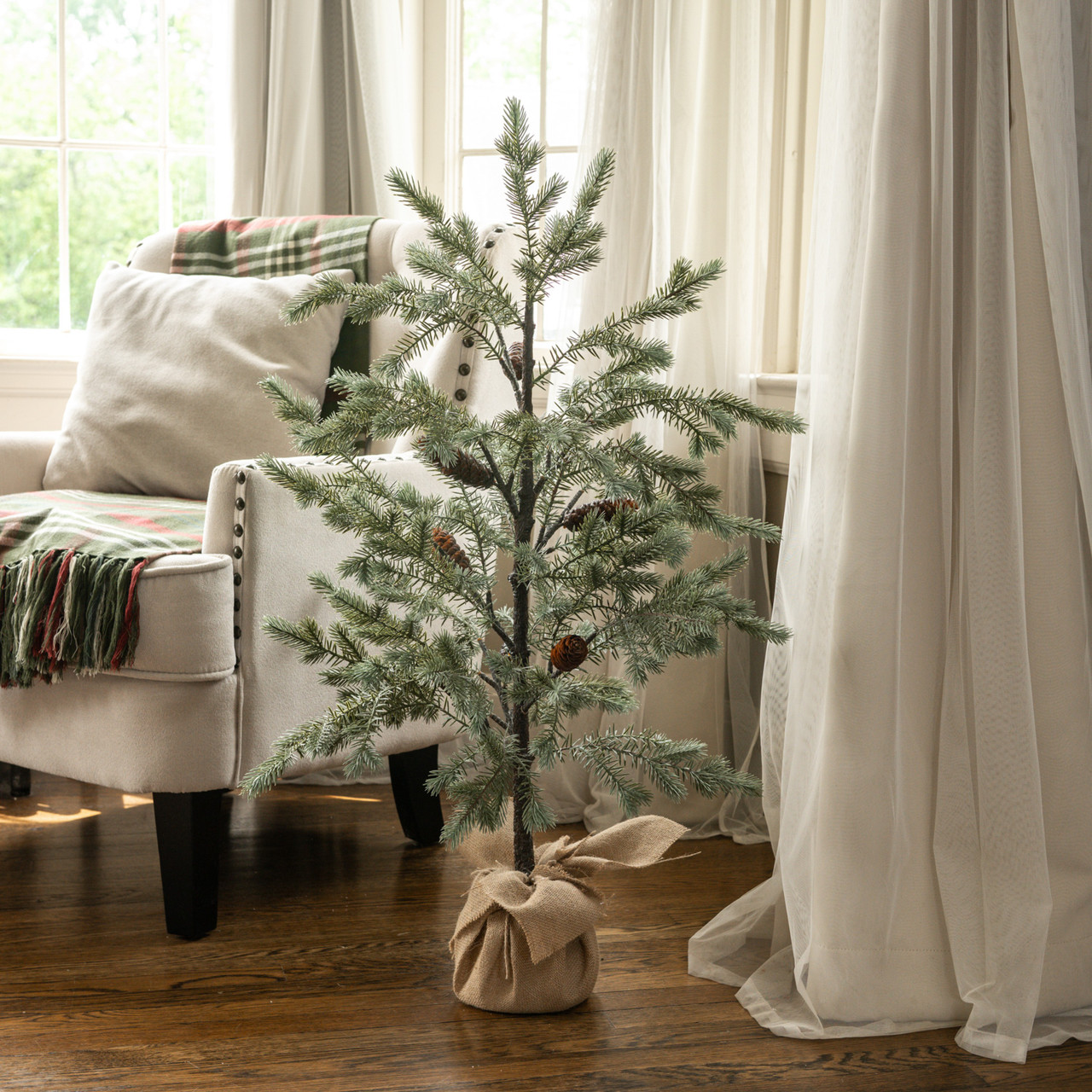38" ALABASTER PINE TREE W/ BURLAP BASE