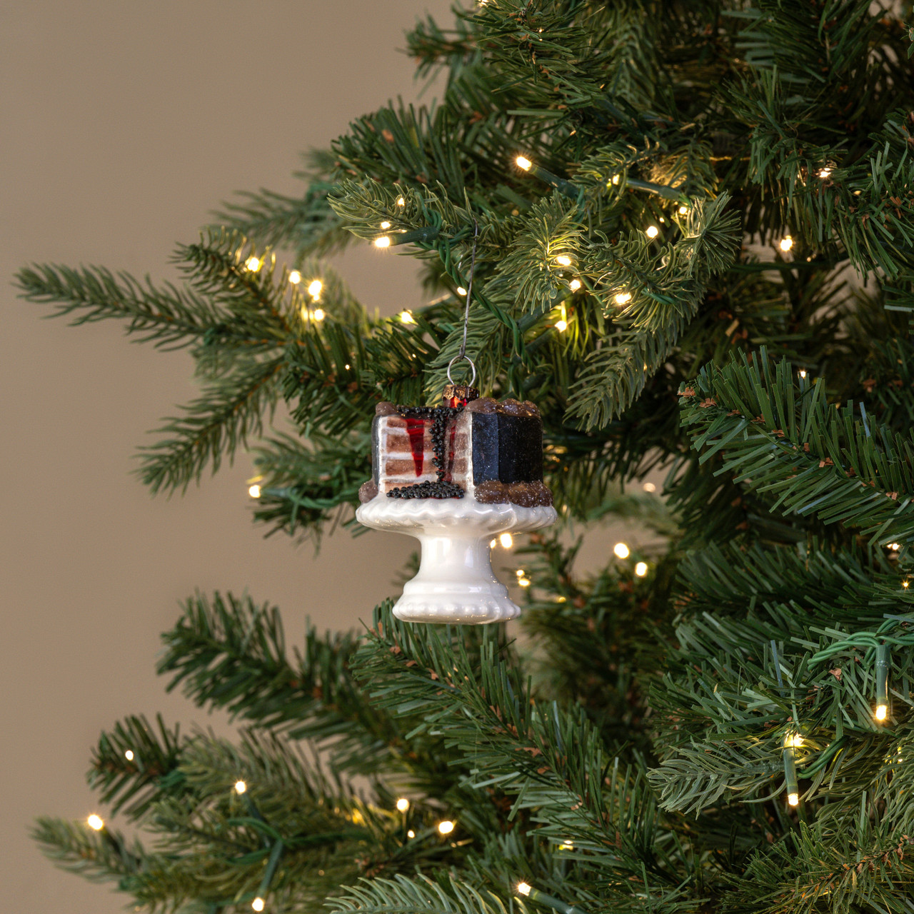 CHOCOLATE CAKE ORNAMENT