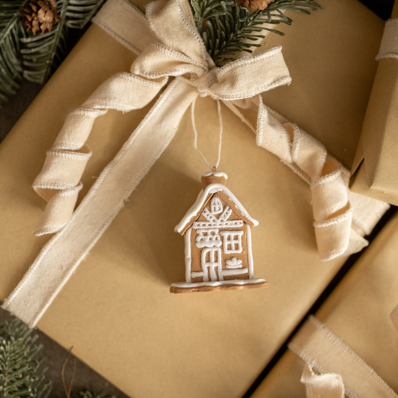 ETHEL'S GINGERBREAD HOUSE ORNAMENT