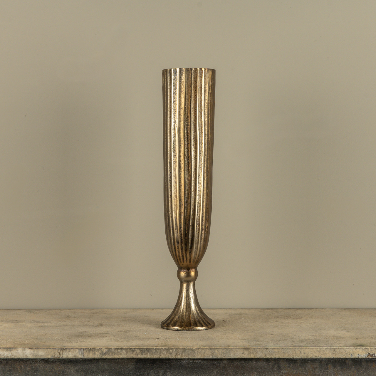 20.75" GOLD RIBBED VASE